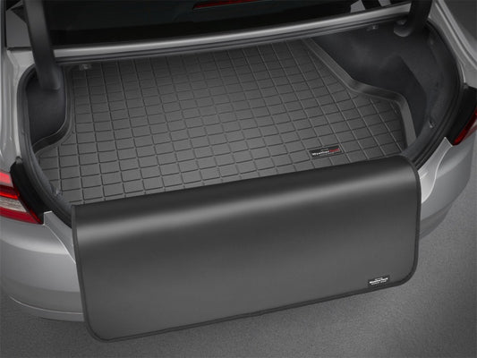 WeatherTech 06-12 BMW 3-Series Wagon Only Cargo Liner w/ Bumper Protector - Black