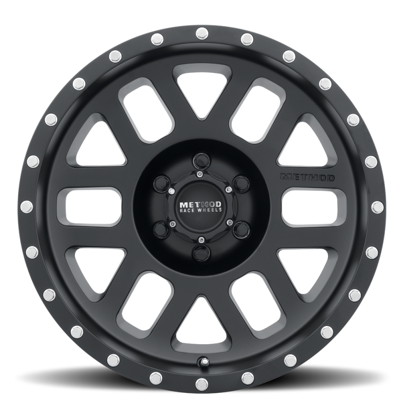 Method MR306 Mesh 17x8.5 0mm Offset 6x5.5 108mm CB Matte Black Wheel